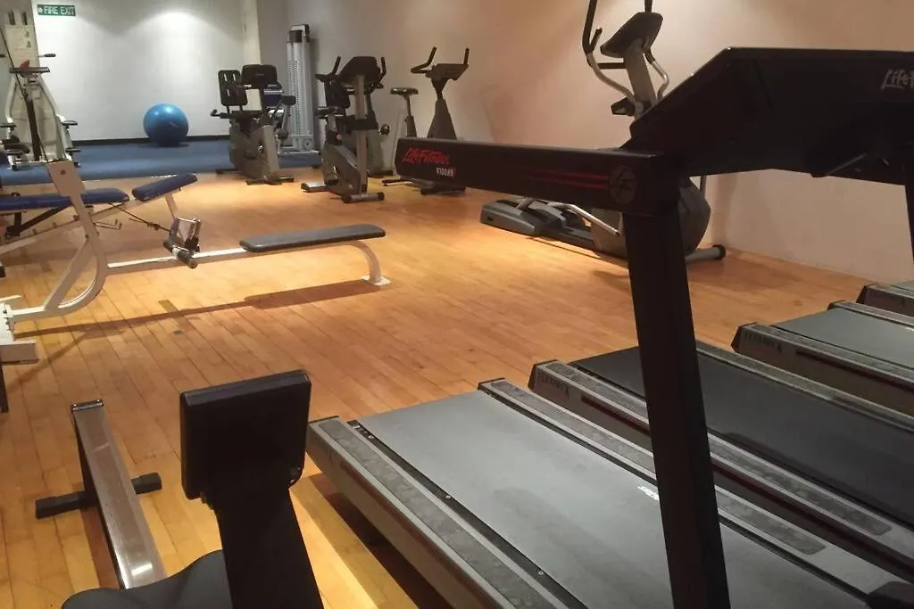 Burlington Mansions 2 Bed Triplex Apartment - Nr Seafront - Large Terrace - Gym And Pool Table - Free Allocated Parking Bournemouth 0*,  United Kingdom